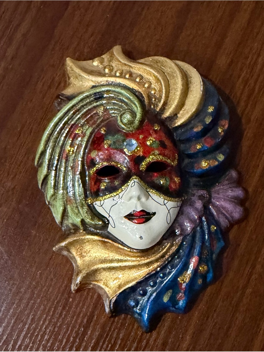 Venetian-Style Wall Mask! Popular Home Decor 🎉